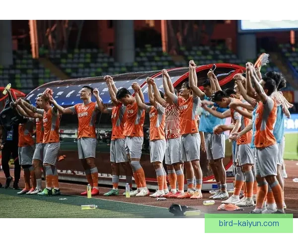 戴伟浚在深足近期表现稳健，球队状态回暖值得关注。